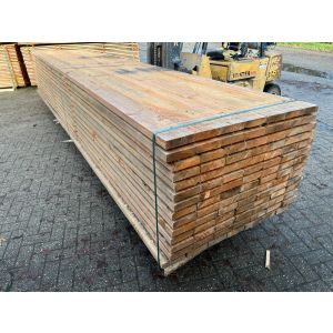 PAK A 98 STUKS DOUGLAS BALKEN FIJN BEZAAGD 38X150MM, 500CM